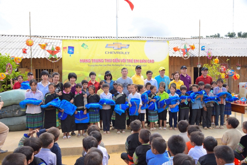 gm viet nam to chuc trung thu cho tre em vung lu o yen bai