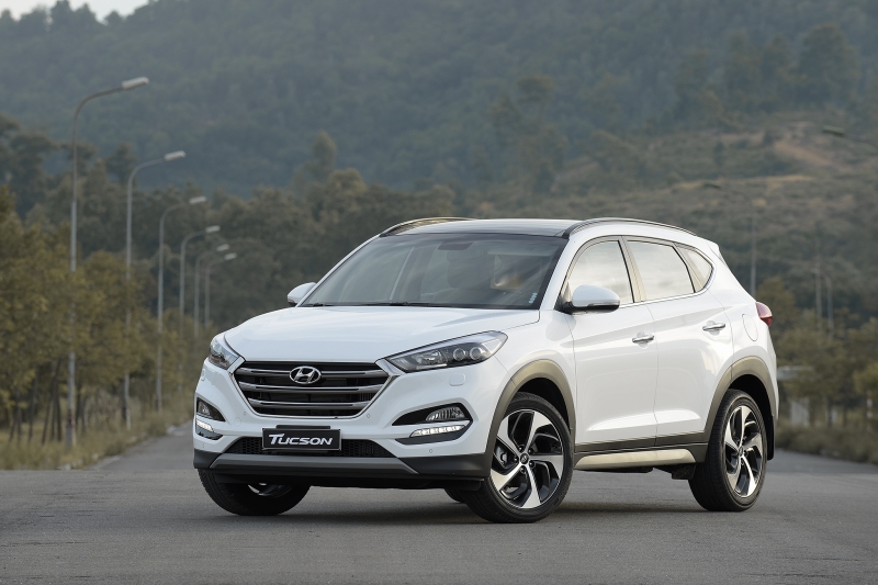 hyundai tucson 2017 giam gia soc toi 130 trieu dong
