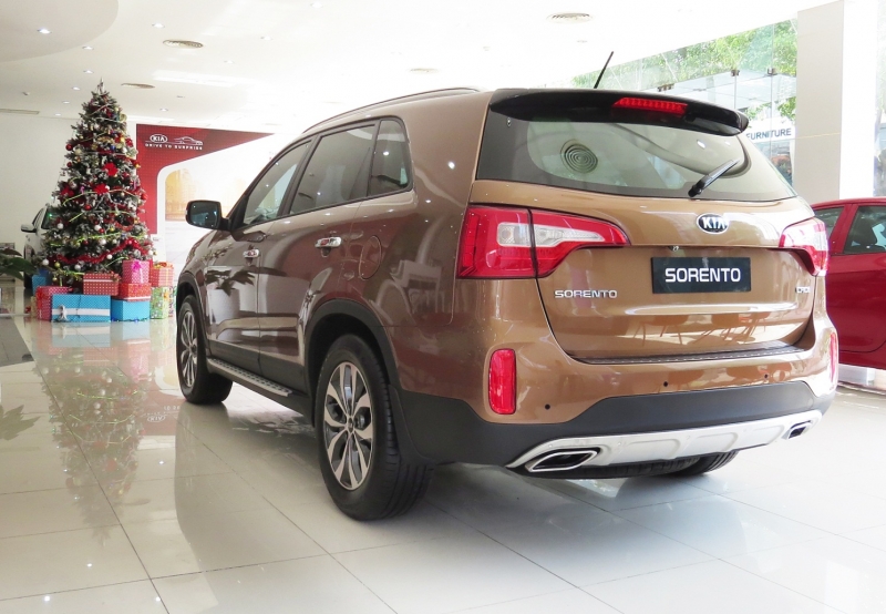 kia sorento co mau moi gia tu 798 trieu tai viet nam
