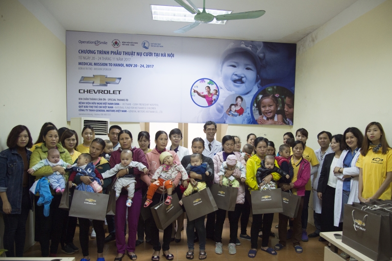 chevrolet ho tro phau thuat di tat ham mat tai viet nam 4277