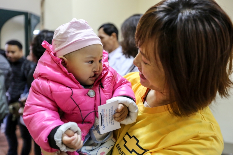 chevrolet ho tro phau thuat di tat ham mat tai viet nam 4277