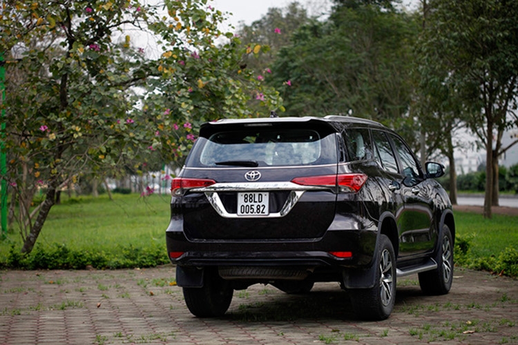 toyota fortuner do xe sang lexus sieu re tai sai gon