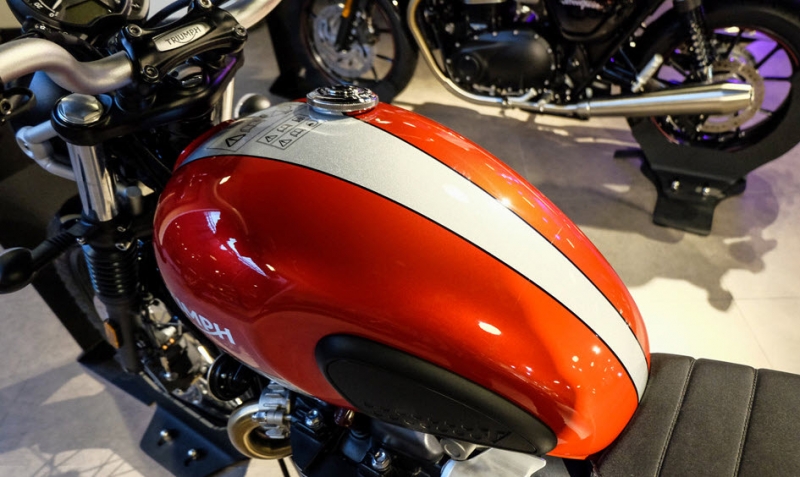 Môtô Triumph Street Scrambler giá 365 triệu tại Việt Nam tin nhap 20171130100934