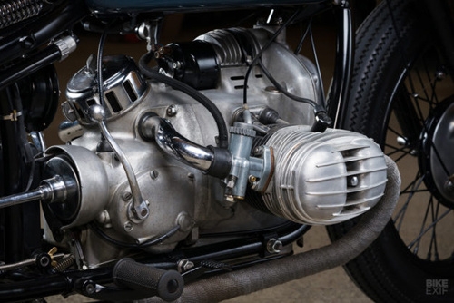 chiem nguo ng bmw r512 ba n do da y cuo n hu t