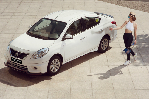 mua xe nissan di milan xem chung ket uefa