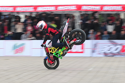 biker viet tranh tai moto mao hiem tai ha noi