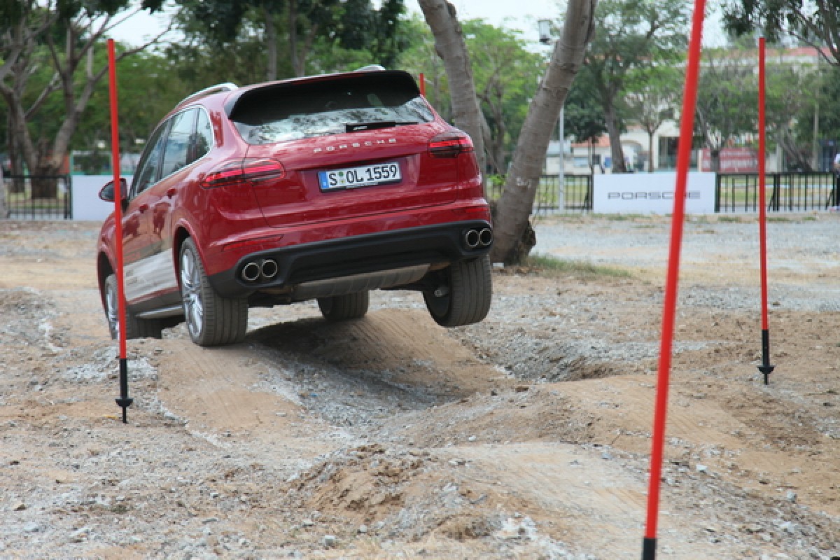 Trải nghiệm xe Porsche trai nghiem xe porsche