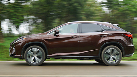 Lexus RX350 2016 và cuộc chuyển giao hoàn hảo