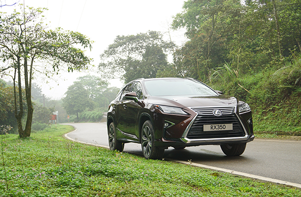 lexus rx350 2016 va cuoc chuyen giao hoan hao