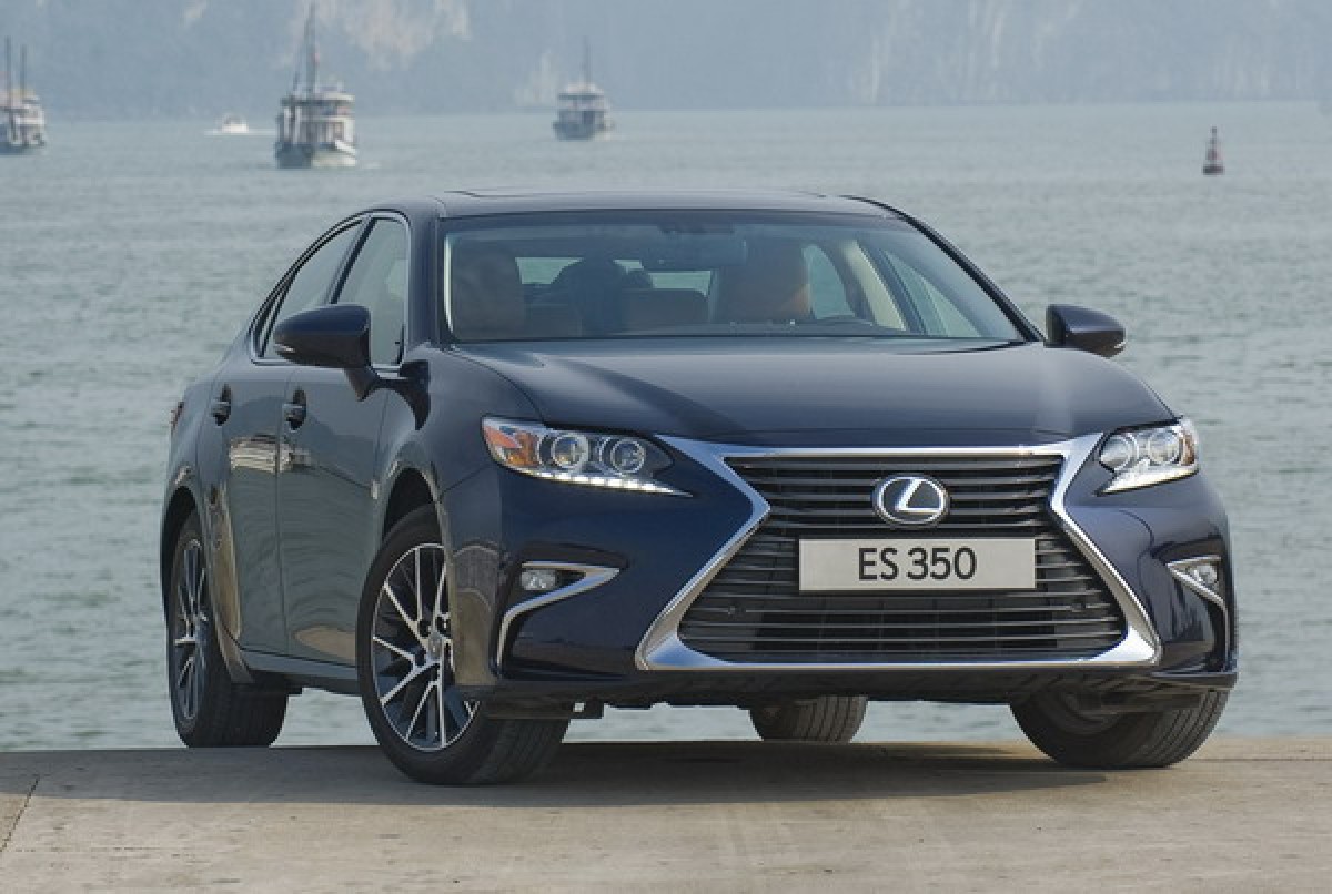 113 xe lexus tai viet nam bi loi phanh