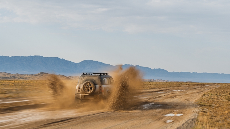 sieu pham land rover defender gia tu 38 ty dong tai viet nam