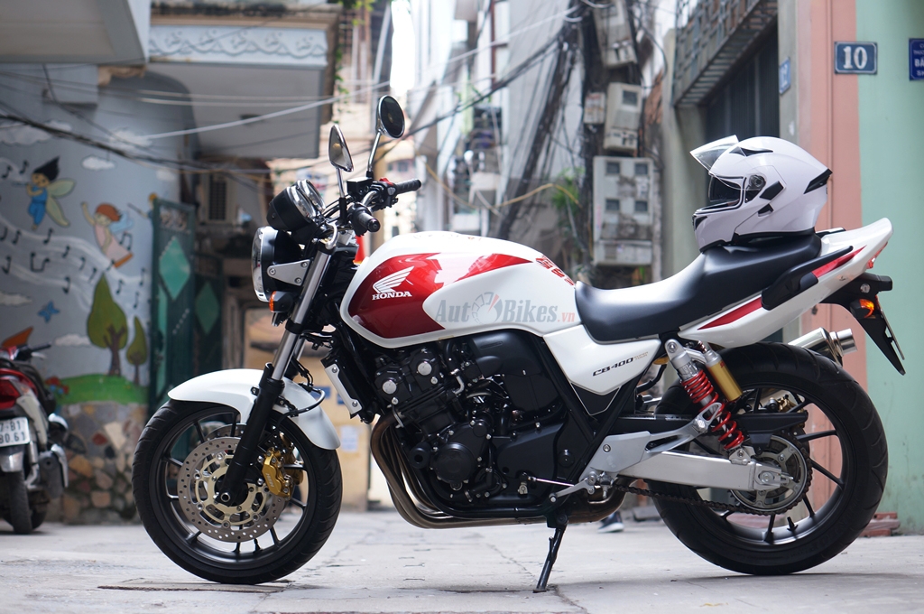 Honda sb 400 sf