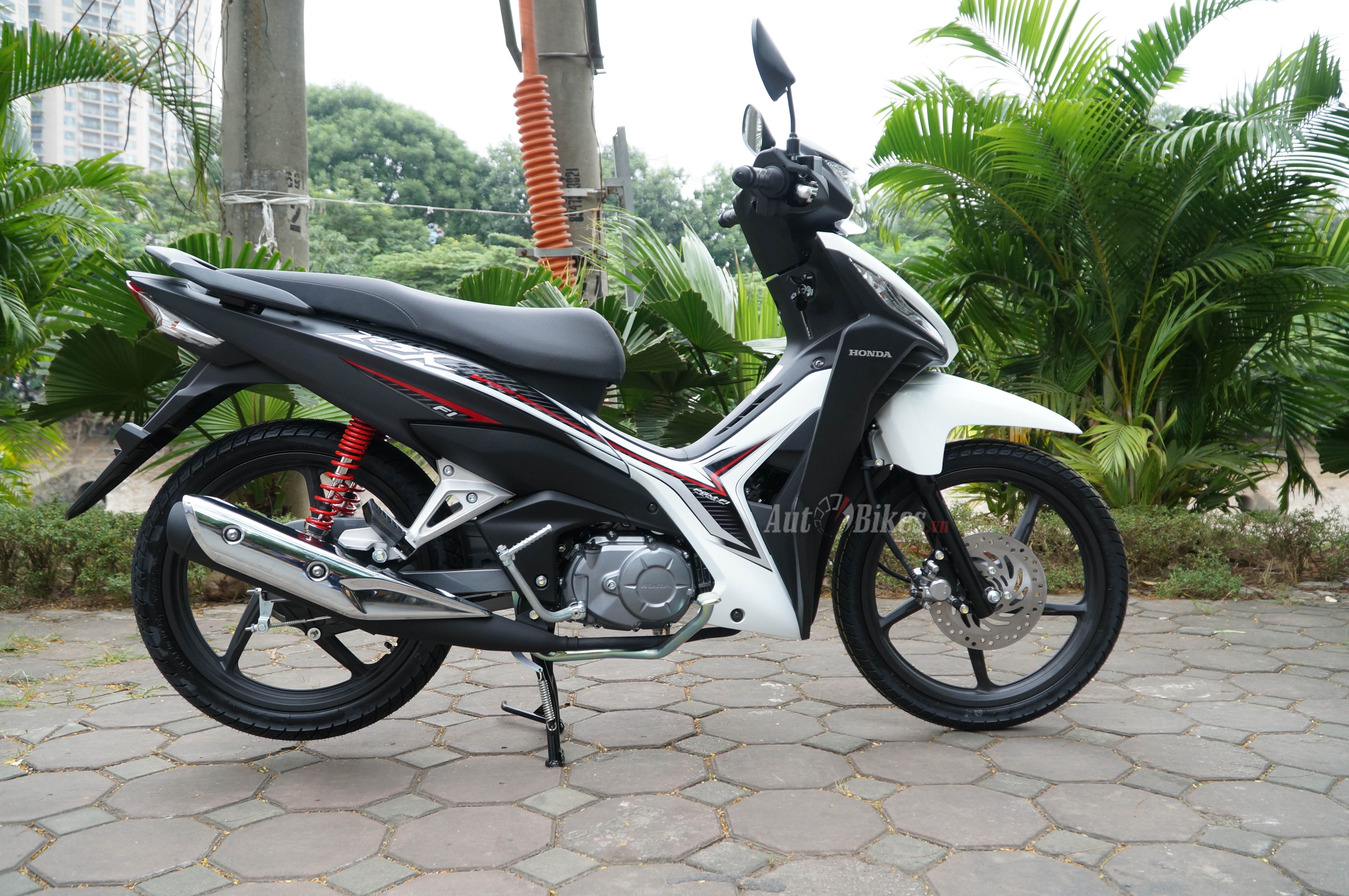 bang gia xe may honda ngay 8112017