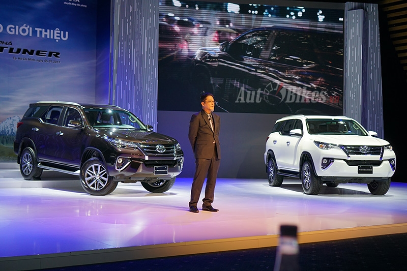 toyota fortuner 2017 gia tu 981 trieu dong tai viet nam