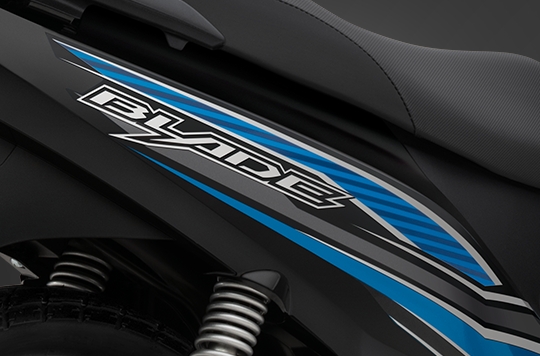 honda blade 2019 co tem va mau moi gia tang nhe