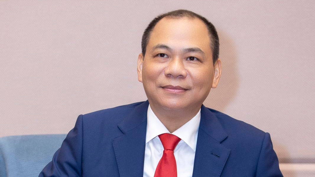 Ông Phạm Nhật Vượng chuyển vai trò từ Chủ tịch sang làm Tổng giám đốc VinFast