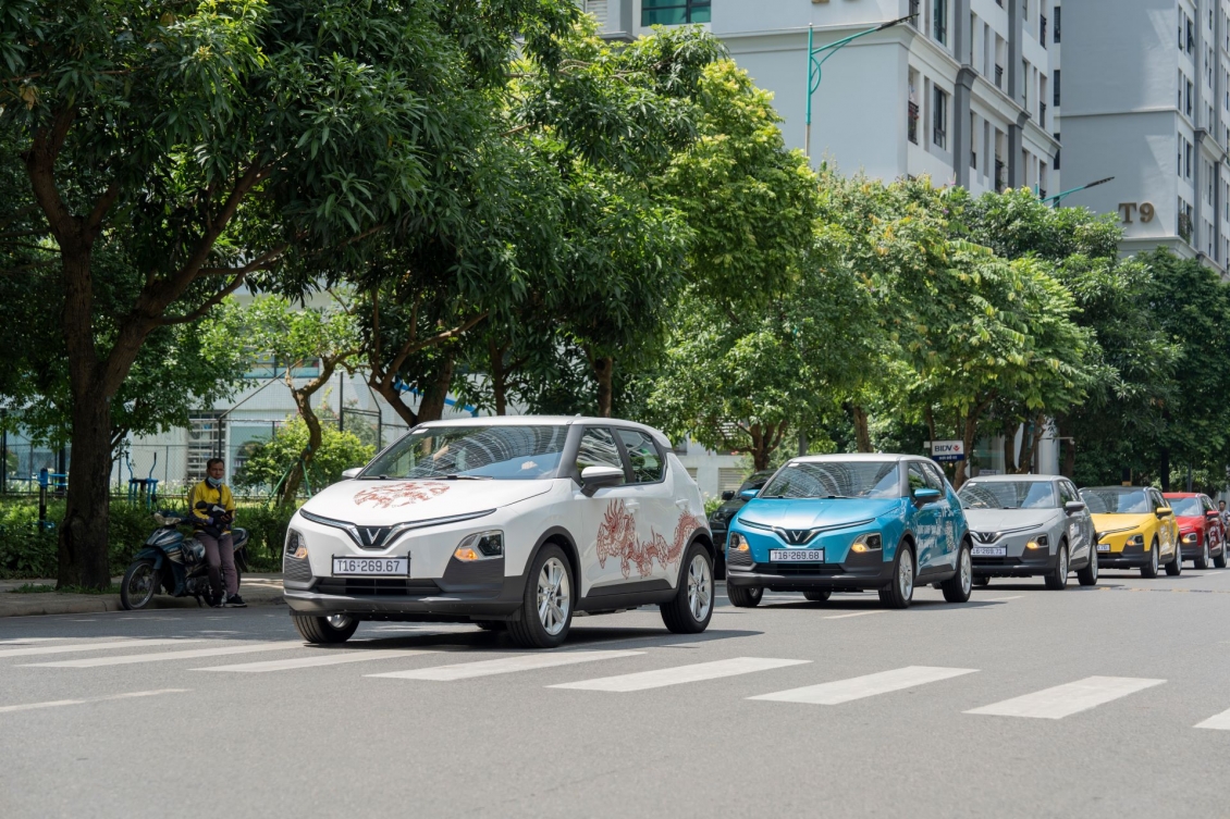 Ưu thế toàn diện giúp xe điện VinFast không đối thủ trong cuộc đua doanh số