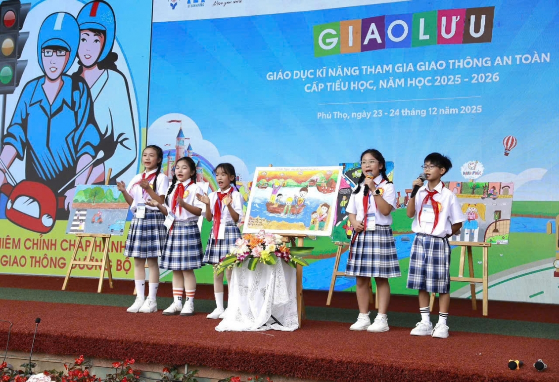 Toyota Việt Nam triển khai chương trình giáo dục an toàn giao thông cho học sinh tiểu học