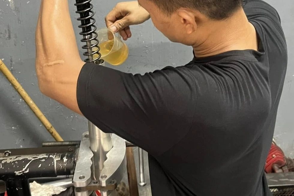 Bảo dưỡng xe máy trước Tết, đừng chỉ thay mỗi dầu Bảo dưỡng xe máy trước Tết, đừng chỉ thay mỗi dầu