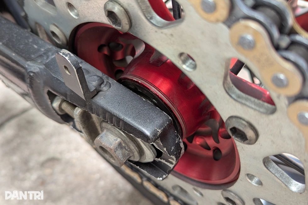 Bảo dưỡng xe máy trước Tết, đừng chỉ thay mỗi dầu Bảo dưỡng xe máy trước Tết, đừng chỉ thay mỗi dầu