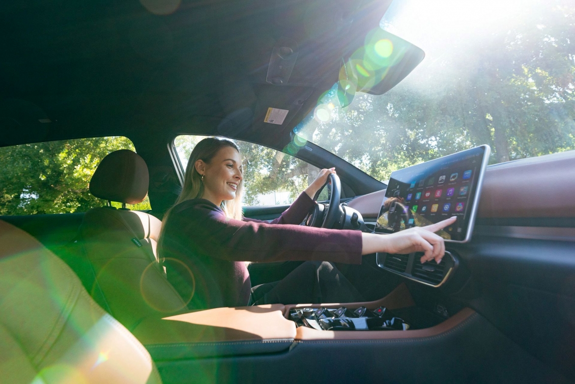 Xe điện VinFast trở thành “trợ lý di động” thông minh nhờ VF Connect