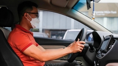 Thuê xe tự lái ngày tết: Giá tăng cao, ưu tiên thuê dài ngày