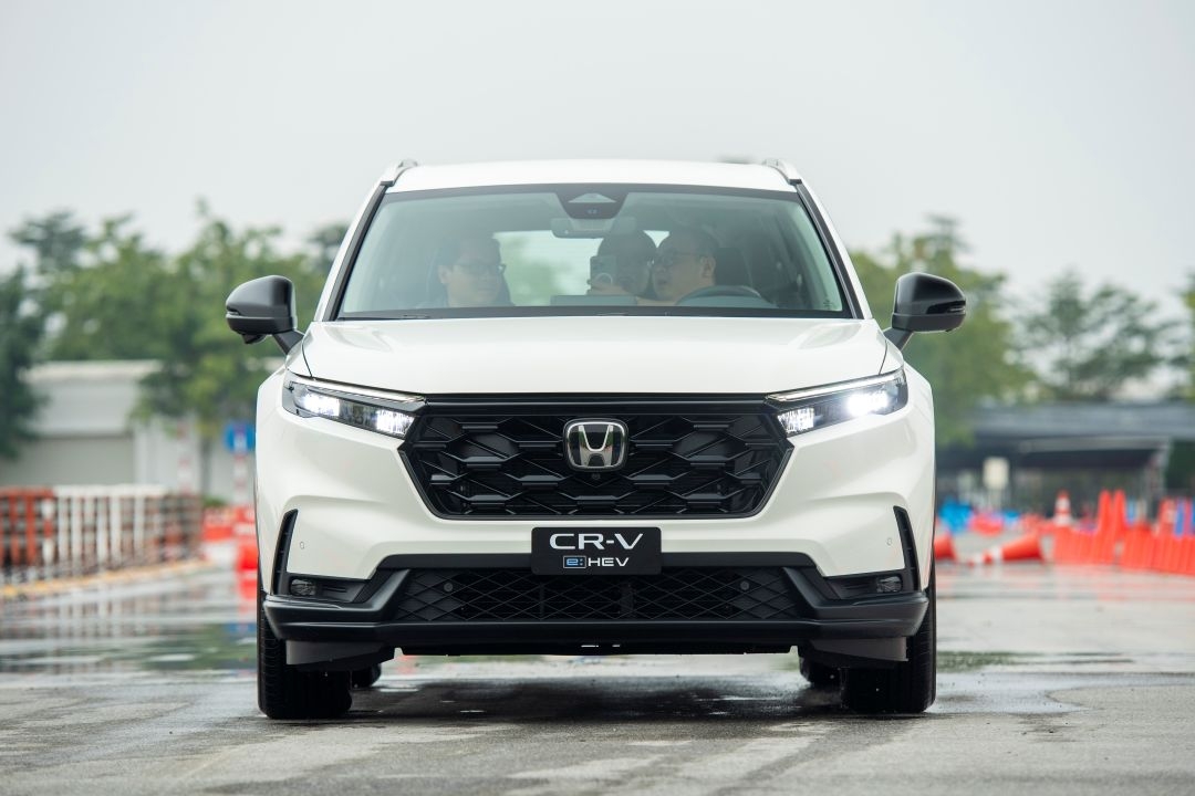 Honda CR-V e:HEV 2026 chốt giá từ 1,17 tỷ đồng