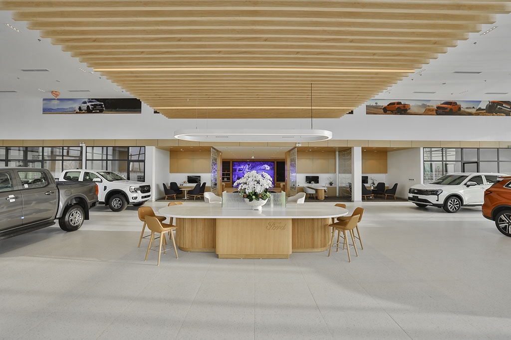 Ford mở đại lý tại Huế theo chuẩn toàn cầu mới, nâng cấp trải nghiệm khách hàng