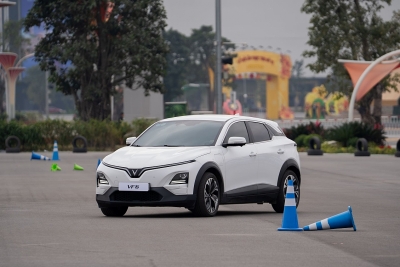 Nghiên cứu mới từ Đại học Bách khoa: Xe điện “lão hóa” chậm hơn và “sống thọ” hơn xe xăng