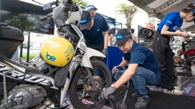 Xe máy đi đường dài cần kiểm tra kỹ bộ phận nào?