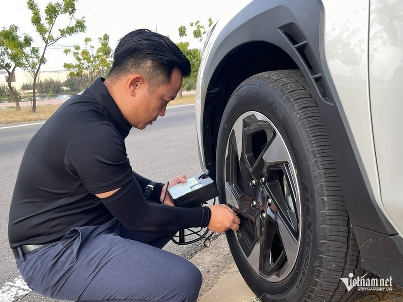 Lái xe đường dài: Làm sao hạn chế xe bị nổ lốp giữa đường?