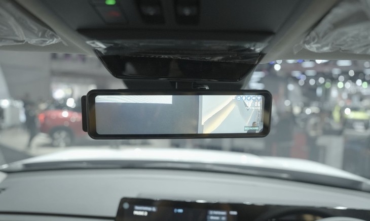 Mitsubishi Destinator, Xforce có bản đặc biệt: Thêm thanh giá nóc, gương điện tử như Land Rover Mitsubishi Destinator, Xforce có bản đặc biệt: Thêm thanh giá nóc, gương điện tử như Land Rover