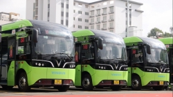 VinBus vận hành 9 tuyến buýt điện mới tại TP.HCM