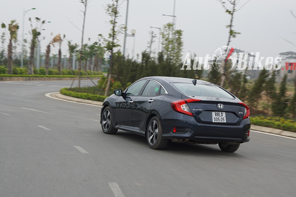 vi sao nguoi viet phat sot voi honda civic 2017