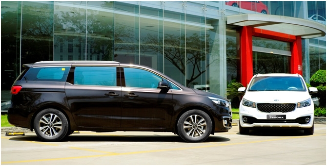 kia sedona hut khach ban hon 4000 xe sau 2 nam