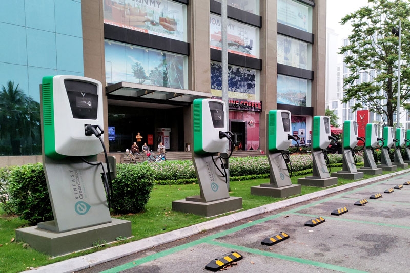 VinFast VF3 có gì để đấu Wuling Hongguang Mini EV sắp ra mắt Việt Nam?