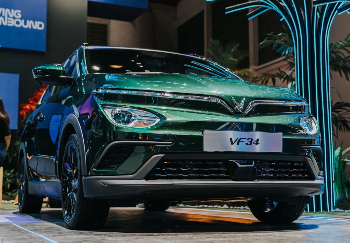 VinFast VF e34 mở bán tại Indonesia, giá quy đổi gần 500 triệu đồng