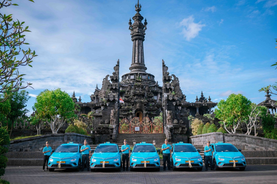 Green SM hợp tác hãng Taxi Komotra, ra mắt dịch vụ taxi thuần điện tại Bali
