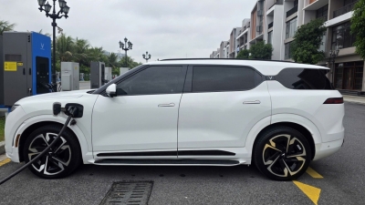 Chủ nhân “bộ sưu tập” 11 xe VinFast ở Hà Nội: “Càng hiểu xe điện, càng thấy đáng giá”