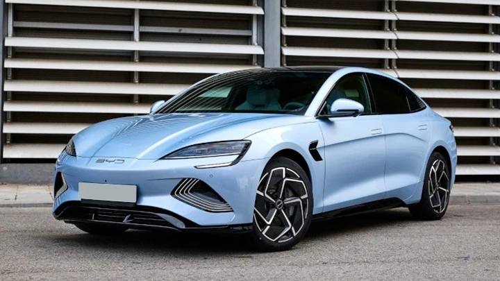 Ô tô Trung Quốc nhập khẩu vào Việt Nam tăng vọt ngay đầu năm 2026