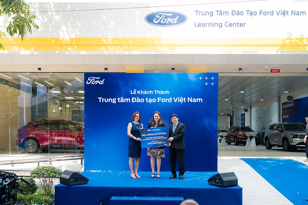 Ford Việt Nam khai trương trung tâm đào tạo và triển khai học bổng AutoTech cho sinh viên