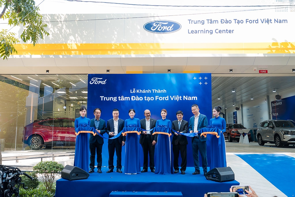 Ford Việt Nam khai trương trung tâm đào tạo và triển khai học bổng AutoTech cho sinh viên