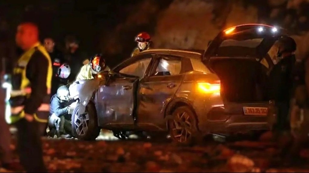 Chiếc xe điện Trung Quốc bất ngờ nổi tiếng sau vụ nổ tên lửa đạn đạo