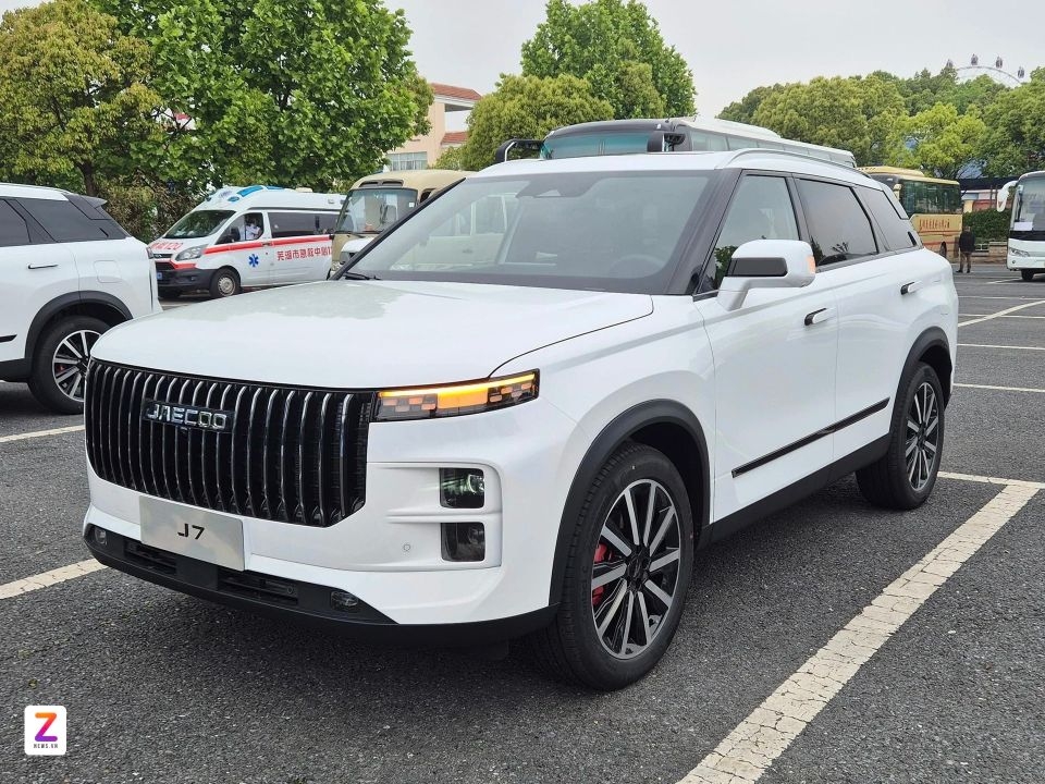 Loạt xe Trung Quốc giảm giá từ đầu tháng 3