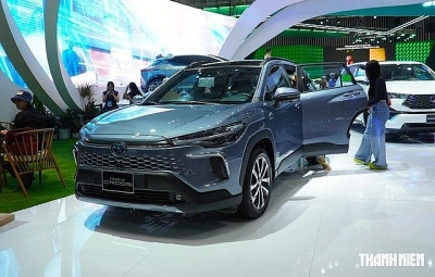 5 mẫu xe hybrid tự sạc tiết kiệm xăng nhất Việt Nam