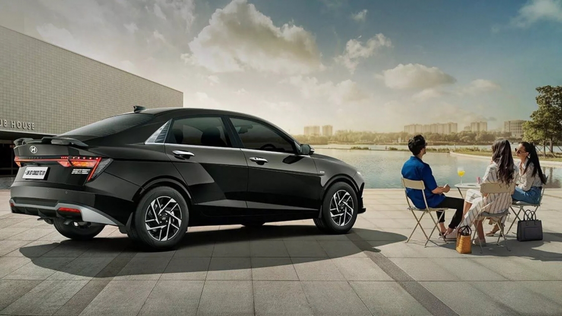 Hyundai Accent 2026 ra mắt: Nội thất có LED như xe Mercedes, cụm màn hình 20,5 inch