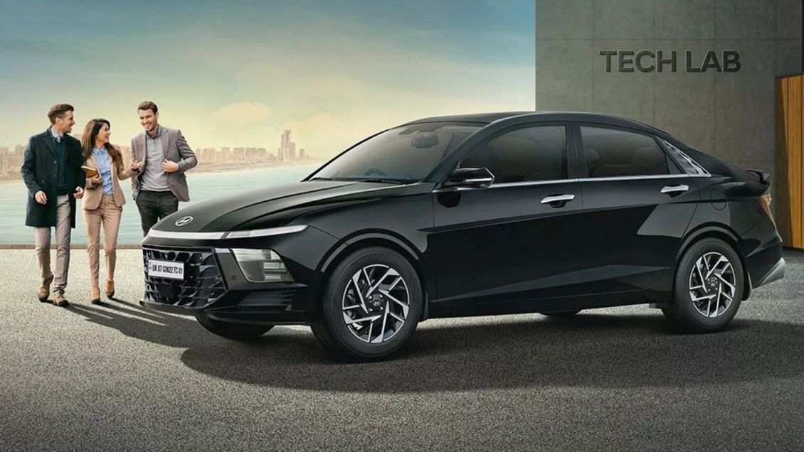 Hyundai Accent 2026 ra mắt: Nội thất có LED như xe Mercedes, cụm màn hình 20,5 inch