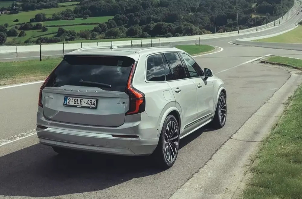 Volvo XC90 2026 được chốt lịch ra mắt Việt Nam trong tuần này, giá dự kiến hấp dẫn hơn bản cũ