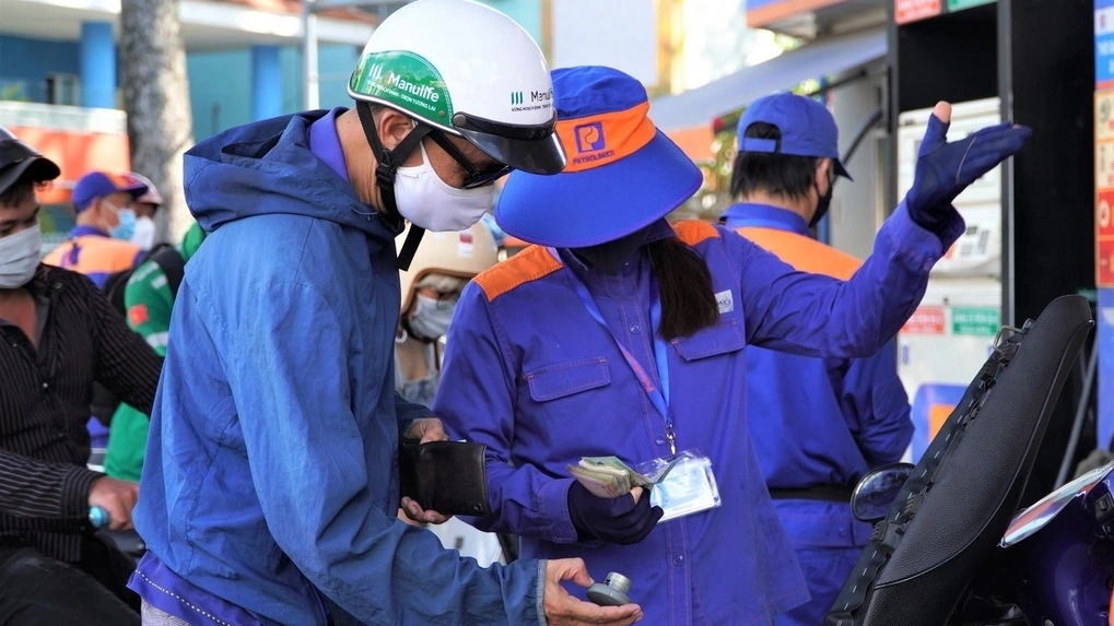 Bộ Công Thương: Sẽ đề xuất thêm chính sách thuế ổn định giá xăng dầu