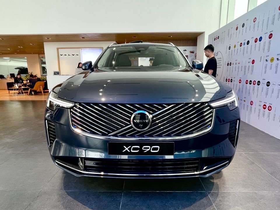 Cận cảnh Volvo XC90 2026 vừa ra mắt tại Việt Nam